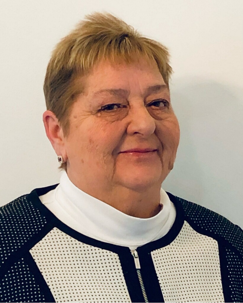 Burdick Headshot.jpg